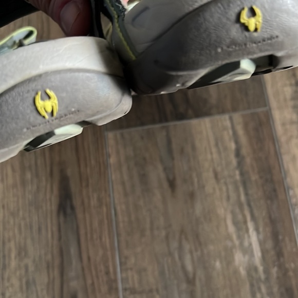 Teva sandals. Style 4266. EUC - Picture 5 of 9